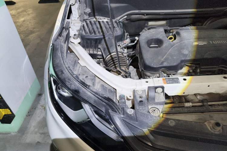 Used Chevrolet Equinox 2017 535T Automatic YuJie Edition Engine Bay Right