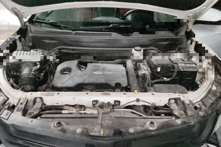 Used Chevrolet Equinox 2017 535T Automatic Chijie Edition Engine Bay