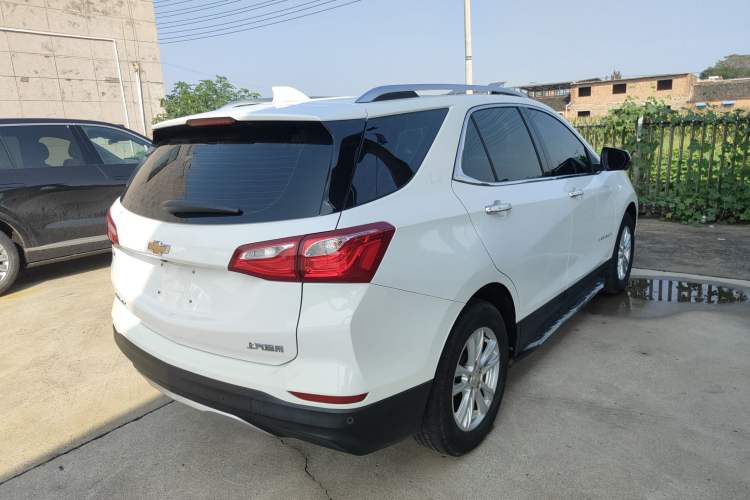 Used Chevrolet Equinox 2017 535T Automatic YuJie Edition Exterior 3