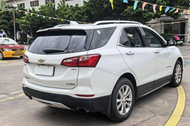 Used Chevrolet Equinox 2017 550T Automatic All-Wheel-Drive Huanjie Edition Exterior 3