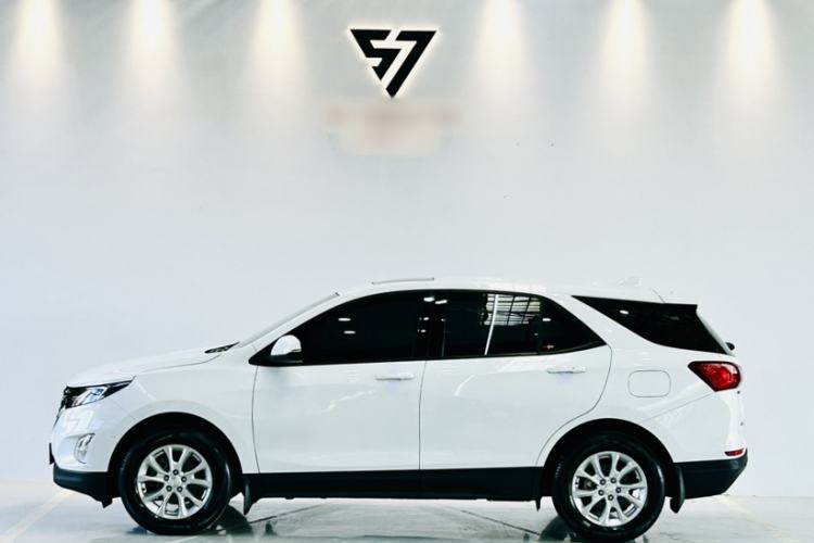 Used Chevrolet Equinox 2017 535T Automatic Lingjie Edition Exterior 3