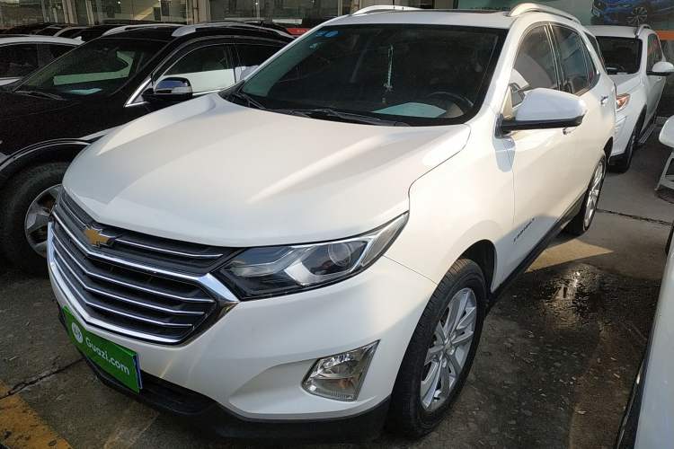 Used Chevrolet Equinox 2017 550T Automatic All-Wheel-Drive Top-Tier Version Front