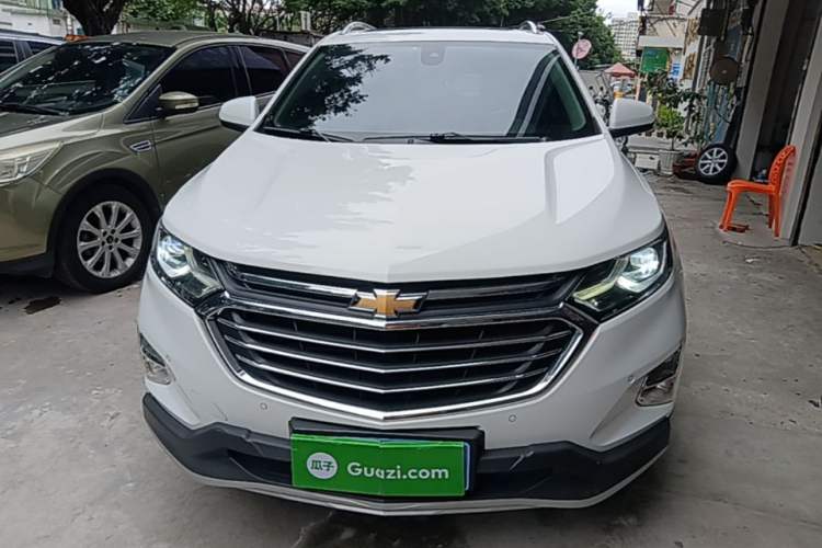 Used Chevrolet Equinox 2017 550T Automatic All-Wheel-Drive Huanjie Edition Front