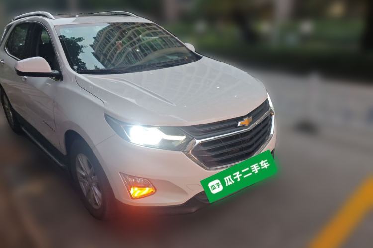 Used Chevrolet Equinox 2017 535T Automatic YuJie Edition Front Right 45 Deg