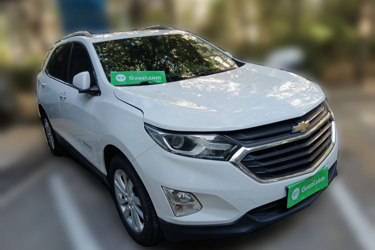 Used Chevrolet Equinox 2017 550T Automatic All-Wheel-Drive Top-Tier Version Front Right 45 Deg