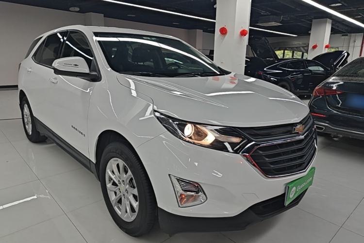 Used Chevrolet Equinox 2017 535T Automatic Lingjie Edition Front Right 45 Deg