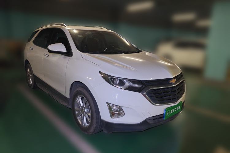 Used Chevrolet Equinox 2017 535T Automatic YuJie Edition Front Right 45 Deg
