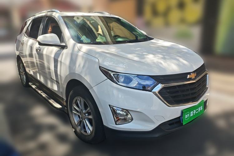 Used Chevrolet Equinox 2017 535T Automatic YuJie Edition Front Right 45 Deg
