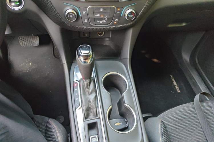 Used Chevrolet Equinox 2017 535T Automatic Chijie Edition Gear Lever