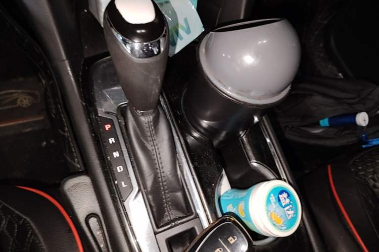 Used Chevrolet Equinox 2017 535T Automatic Chijie Edition Gear Lever