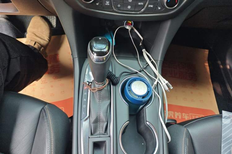 Used Chevrolet Equinox 2017 535T Automatic YuJie Edition Gear Lever