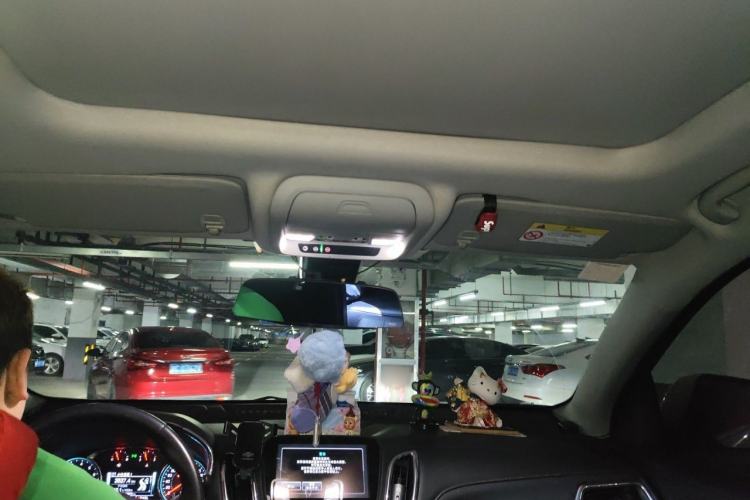 Used Chevrolet Equinox 2017 550T Automatic All-Wheel-Drive Huanjie Edition Headliner