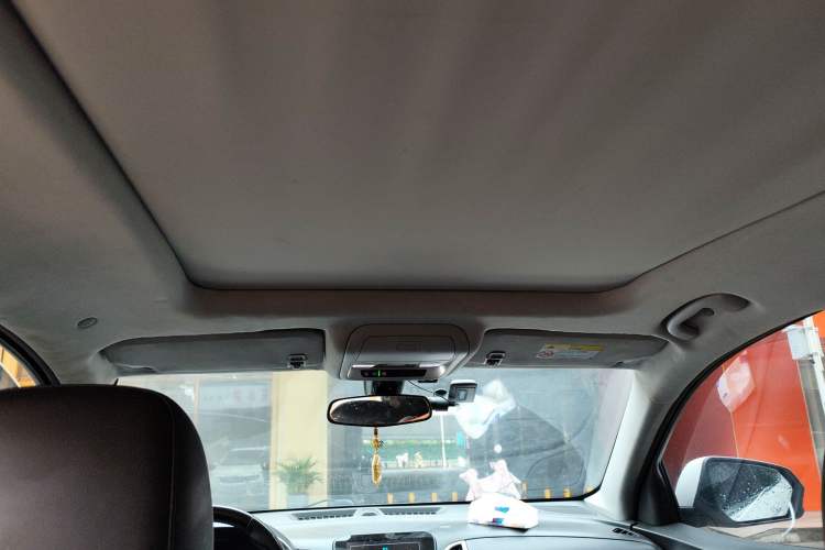Used Chevrolet Equinox 2017 535T Automatic YuJie Edition Headliner