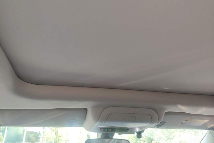 Used Chevrolet Equinox 2017 535T Automatic YuJie Edition Headliner