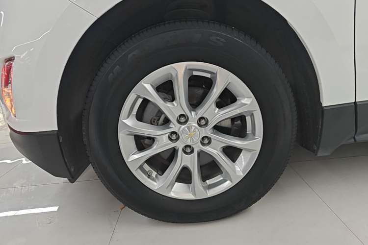 Used Chevrolet Equinox 2017 535T Automatic Lingjie Edition Left Front Wheel Hub