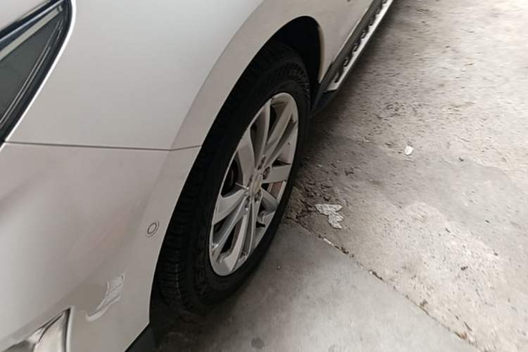 Used Chevrolet Equinox 2017 550T Automatic All-Wheel-Drive Huanjie Edition Left Front Wheel Hub