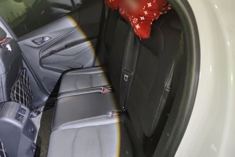 Used Chevrolet Equinox 2017 550T Automatic All-Wheel-Drive Huanjie Edition Left Rear Seat