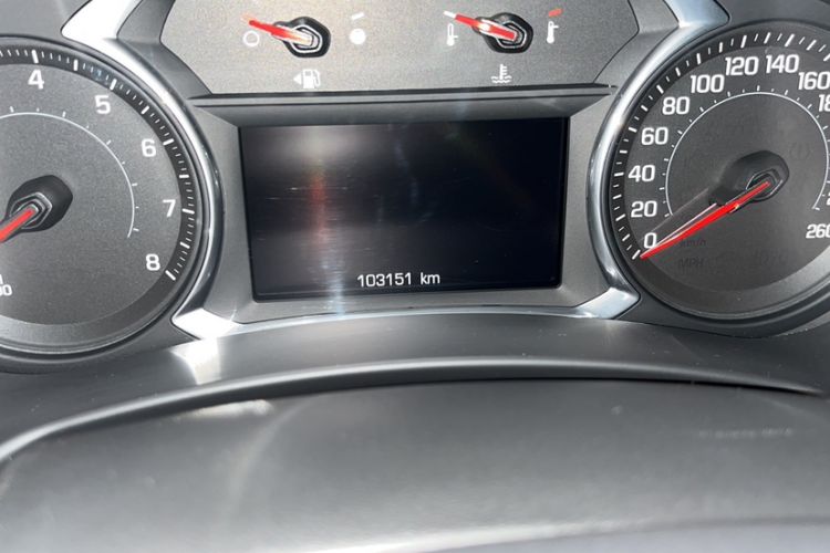 Used Chevrolet Equinox 2017 535T Automatic YuJie Edition Odometer Close Up