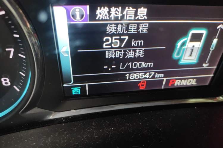 Used Chevrolet Equinox 2017 535T Automatic YuJie Edition Odometer Close Up