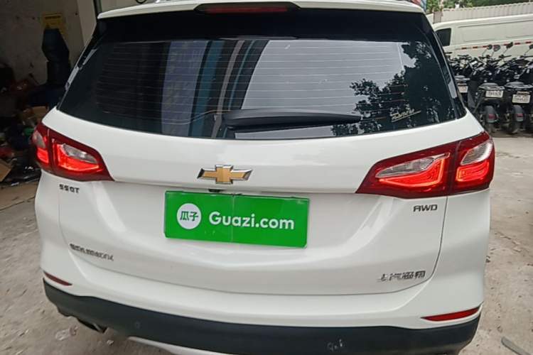Used Chevrolet Equinox 2017 550T Automatic All-Wheel-Drive Huanjie Edition Rear