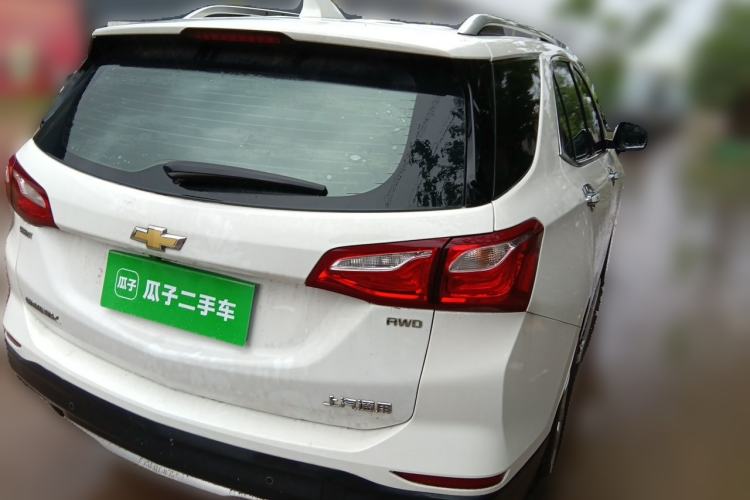 Used Chevrolet Equinox 2017 RS 550T Automatic All-Wheel-Drive Boundary Edition Rear Right 45 Deg