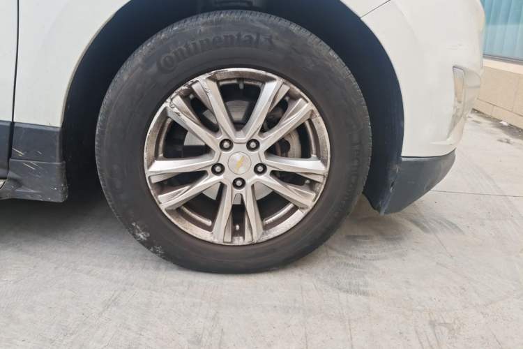 Used Chevrolet Equinox 2017 535T Automatic YuJie Edition Right Front Wheel Hub