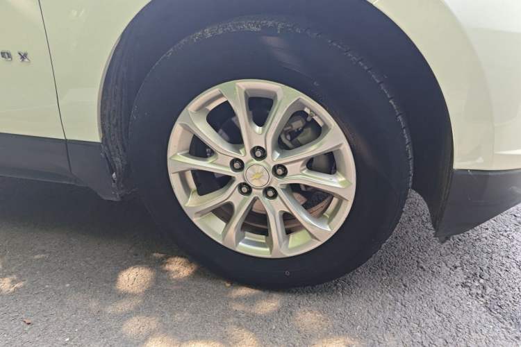 Used Chevrolet Equinox 2017 535T Automatic Chijie Edition Right Front Wheel Hub