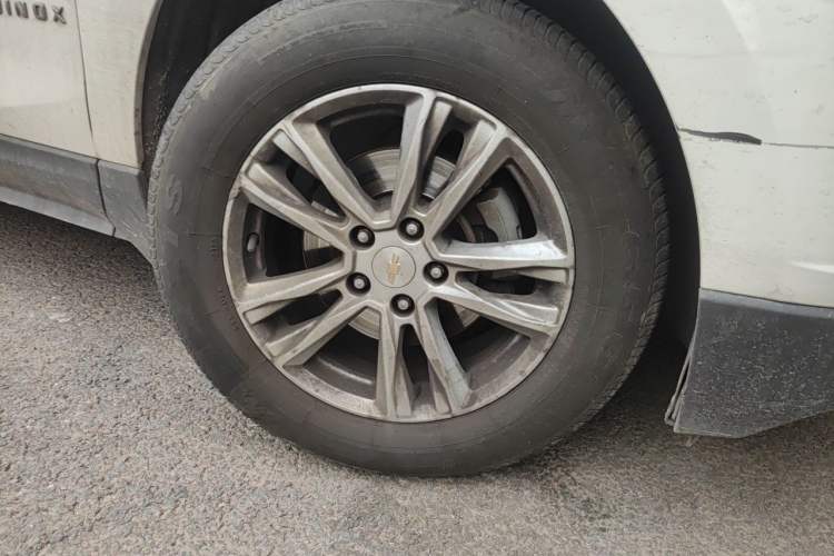 Used Chevrolet Equinox 2017 535T Automatic YuJie Edition Right Front Wheel Hub