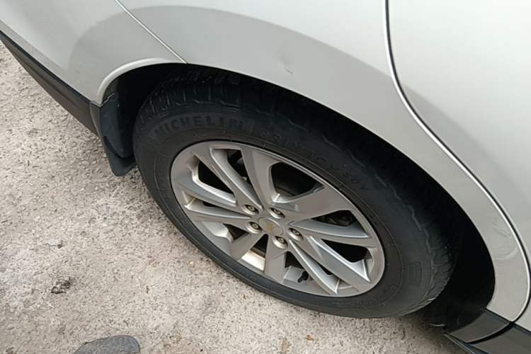 Used Chevrolet Equinox 2017 550T Automatic All-Wheel-Drive Huanjie Edition Right Rear Wheel Hub