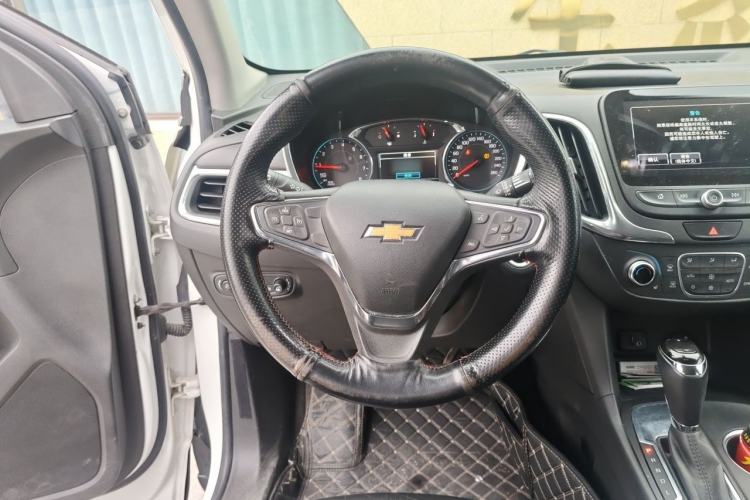 Used Chevrolet Equinox 2017 535T Automatic YuJie Edition Steering Wheel