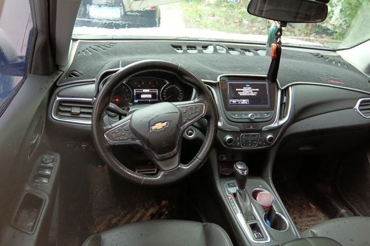 Used Chevrolet Equinox 2017 RS 550T Automatic All-Wheel-Drive Boundary Edition Steering Wheel
