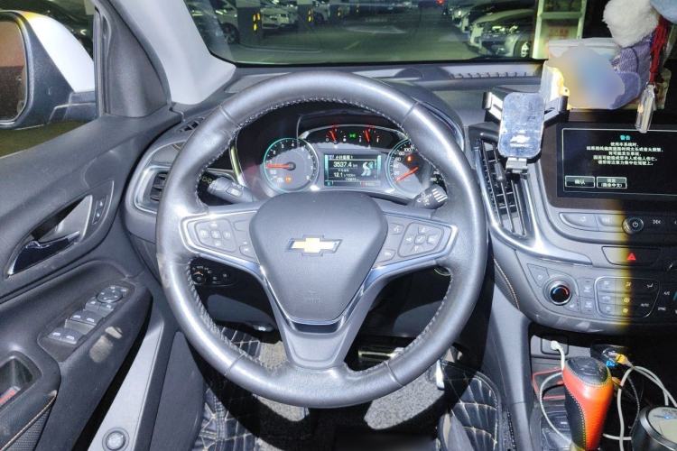 Used Chevrolet Equinox 2017 550T Automatic All-Wheel-Drive Huanjie Edition Steering Wheel