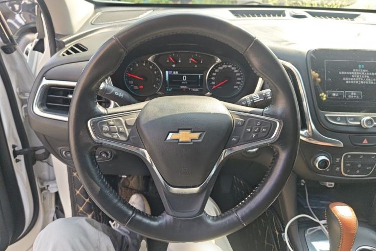 Used Chevrolet Equinox 2017 535T Automatic YuJie Edition Steering Wheel