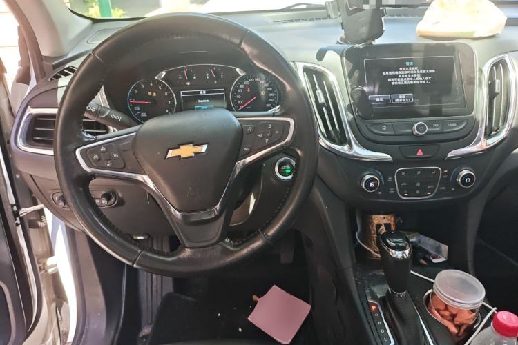 Used Chevrolet Equinox 2017 535T Automatic YuJie Edition Steering Wheel