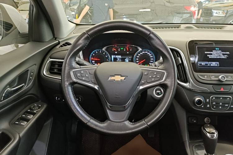 Used Chevrolet Equinox 2017 535T Automatic YuJie Edition Steering Wheel