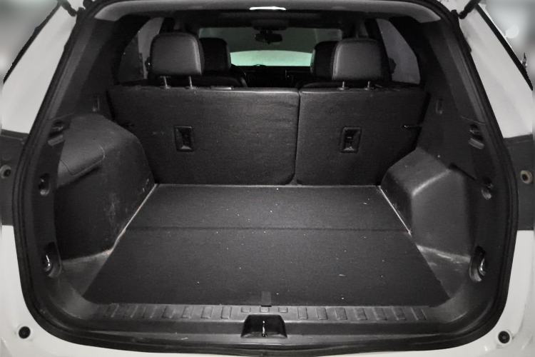 Used Chevrolet Equinox 2017 535T Automatic Chijie Edition Trunk