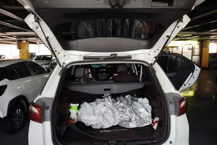 Used Chevrolet Equinox 2017 535T Automatic Chijie Edition Trunk