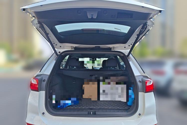 Used Chevrolet Equinox 2017 535T Automatic YuJie Edition Trunk