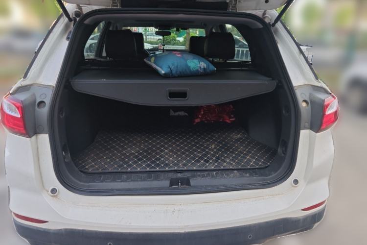 Used Chevrolet Equinox 2017 535T Automatic Chijie Edition Trunk