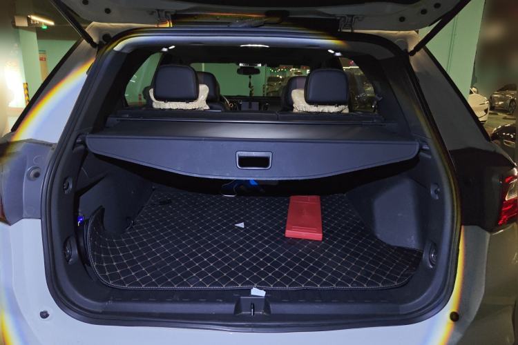 Used Chevrolet Equinox 2017 535T Automatic YuJie Edition Trunk
