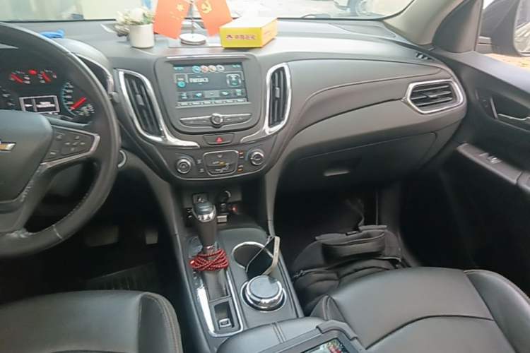 Used Chevrolet Equinox 2018 535T Automatic Chijie Edition Audio And AC Panel