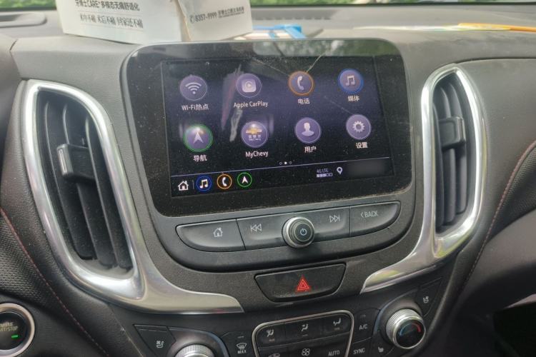 Used Chevrolet Equinox 2018 Redline 550T Automatic All-Wheel-Drive Trailblazer RS Edition Audio And AC Panel
