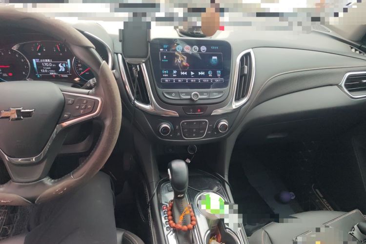 Used Chevrolet Equinox 2018 RS 550T Automatic All-Wheel-Drive Boundary Edition Audio And AC Panel