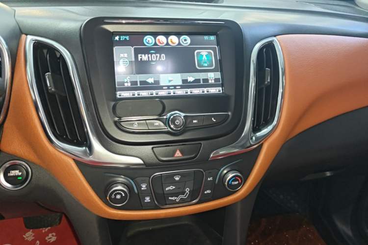 Used Chevrolet Equinox 2018 535T Automatic Lingjie Edition Audio And AC Panel