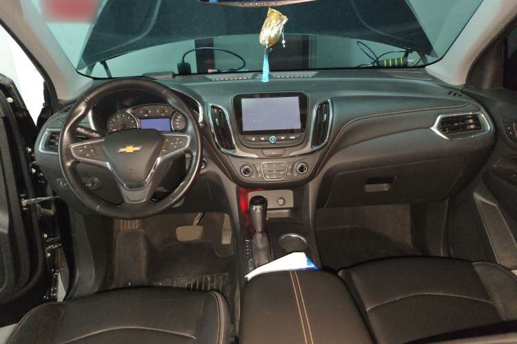 Used Chevrolet Equinox 2018 535T Automatic YuJie Edition Center Console