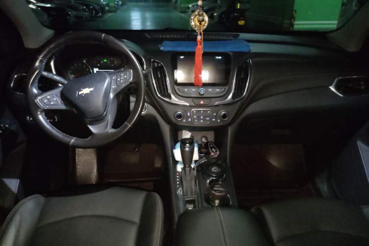 Used Chevrolet Equinox 2018 535T Automatic YuJie Edition Center Console