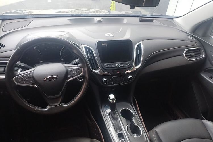 Used Chevrolet Equinox 2018 535T Automatic YuJie Edition Center Console