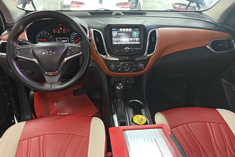 Used Chevrolet Equinox 2018 535T Automatic Lingjie Edition Center Console