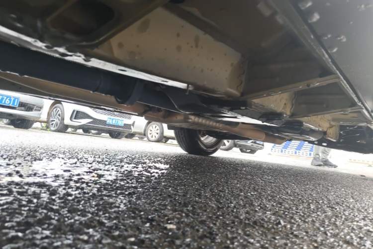 Used Chevrolet Equinox 2018 RS 550T Automatic All-Wheel-Drive Boundary Edition Chassis Front Left