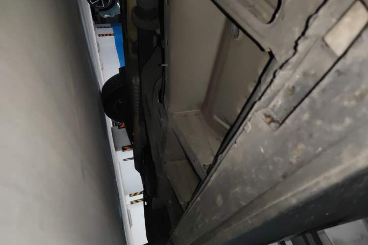 Used Chevrolet Equinox 2018 550T Automatic All-Wheel-Drive Explorer Edition Chassis Front Left